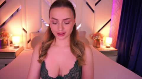 Snapshot of diana_nova chatting on April 21, 12:44 pm diana_nova online show from April 21, 12:44 pm