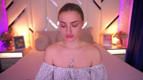 Snapshot of diana_nova chatting on May 13, 1:30 pm diana_nova online show from May 13, 1:30 pm