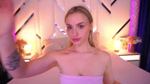 Snapshot of diana_nova chatting on May 30, 7:16 am diana_nova online show from May 30, 7:16 am