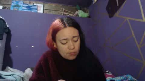 Snapshot of diana_smit_ chatting on January 8, 3:25 pm diana online show from January 8, 3:25 pm