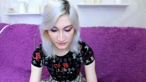 Snapshot of dianabardot chatting on April 13, 8:20 am dianabardot online show from April 13, 8:20 am