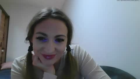 Snapshot of dianabigboobs chatting on June 1, 9:49 pm Diana online show from June 1, 9:49 pm