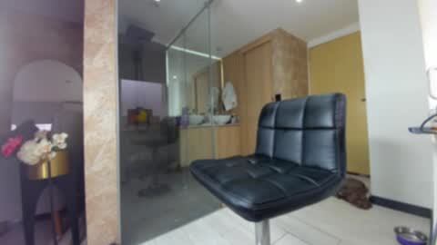 dianac1998 online show from December 13, 9:30 pm