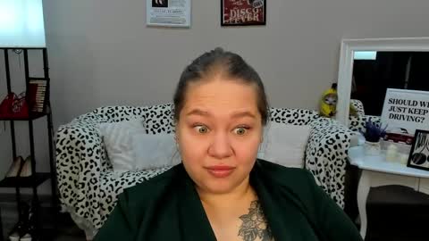 Diana online show from May 16, 5:23 pm