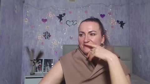 Snapshot of dianamgg chatting on March 9, 4:22 pm Diana online show from March 9, 4:22 pm