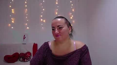 Snapshot of dianamgg chatting on November 11, 6:46 am Diana online show from November 11, 6:46 am