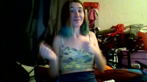 Snapshot of dianarussell864 chatting on March 23, 12:03 am dianarussell864 online show from March 23, 12:03 am
