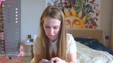 Snapshot of dianashermy chatting on December 16, 9:47 am Diana online show from December 16, 9:47 am