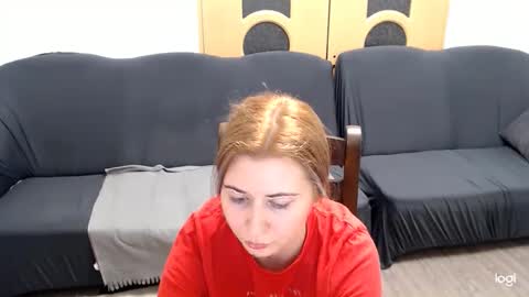 Snapshot of dianasmiey7 chatting on December 20, 9:50 pm dianasmiey7 online show from December 20, 9:50 pm