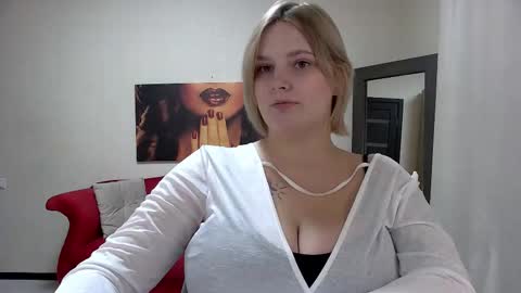 Diane Mills online show from November 12, 7:24 pm