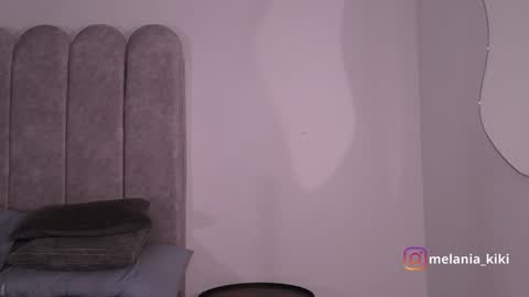 Melania   -    online show from December 20, 1:03 am