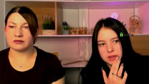 diara ti online show from December 5, 10:13 am