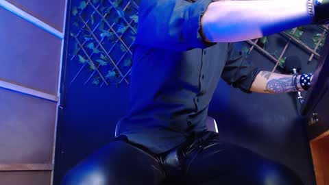 DICAPRIO online show from November 21, 7:12 pm