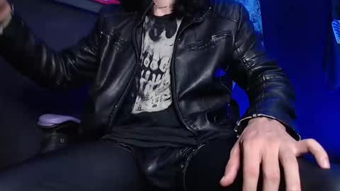 DICAPRIO online show from February 10, 7:01 am