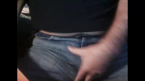 Snapshot of dick185 chatting on January 21, 3:43 pm dick185 online show from January 21, 3:43 pm