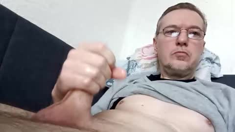 Snapshot of dick__18 chatting on November 30, 9:57 am Antonio online show from November 30, 9:57 am