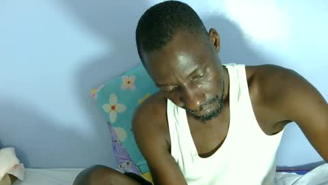 Snapshot of dick_giantcouples chatting on July 12, 6:48 am dick_giantcouples online show from July 12, 6:48 am