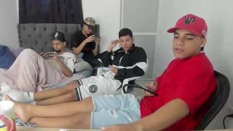 dick online show from November 11, 1:33 pm