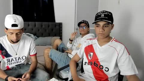 dick online show from November 18, 11:36 am