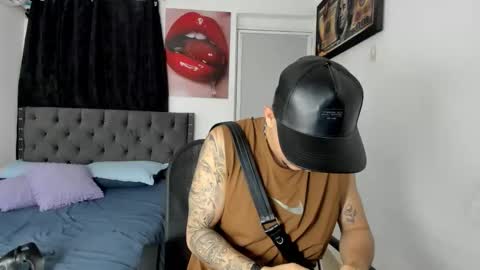 dick online show from April 21, 1:18 am