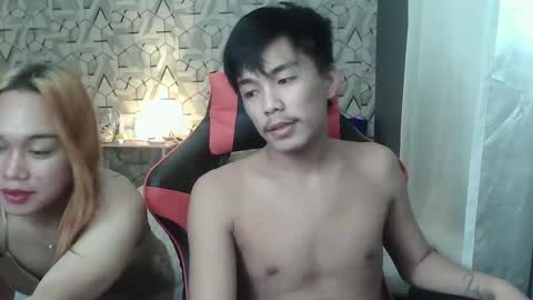 Snapshot of dickbigben chatting on December 6, 9:13 pm Ben and Christy online show from December 6, 9:13 pm