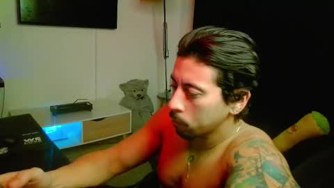 Snapshot of dickdamian_ chatting on February 10, 4:08 am Damin online show from February 10, 4:08 am