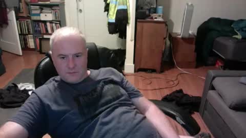 Snapshot of dickflasher5 chatting on December 27, 4:36 am Richard Fleischer online show from December 27, 4:36 am