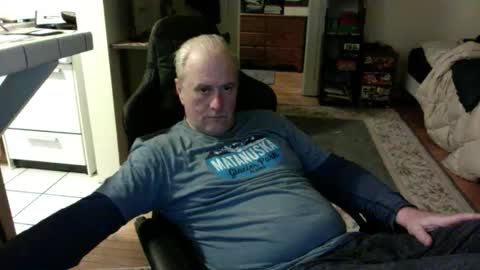 Snapshot of dickflasher5 chatting on November 11, 4:23 am Richard Fleischer online show from November 11, 4:23 am