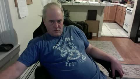 Snapshot of dickflasher5 chatting on December 21, 3:35 am Richard Fleischer online show from December 21, 3:35 am