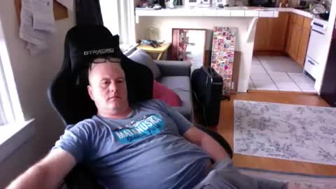 Snapshot of dickflasher5 chatting on May 18, 12:55 pm Richard Fleischer online show from May 18, 12:55 pm