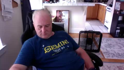 Snapshot of dickflasher5 chatting on June 5, 3:18 pm Richard Fleischer online show from June 5, 3:18 pm
