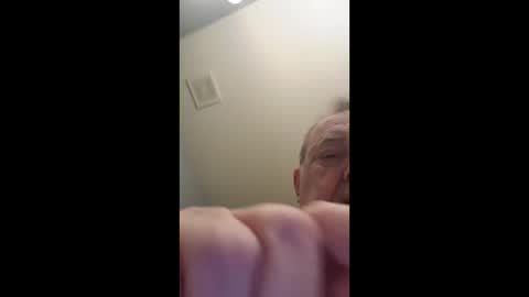 Snapshot of dickforfun300 chatting on May 18, 4:13 pm Dickforfun300 online show from May 18, 4:13 pm