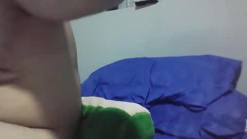 Snapshot of dickhot50145 chatting on December 17, 10:00 pm dickhot50145 online show from December 17, 10:00 pm