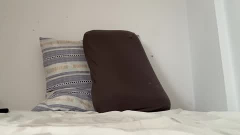 Im Julian  all cum shot videos here    online show from February 22, 4:40 pm