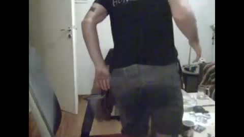 Snapshot of dickus_biggus chatting on June 12, 7:07 am dickus_biggus online show from June 12, 7:07 am