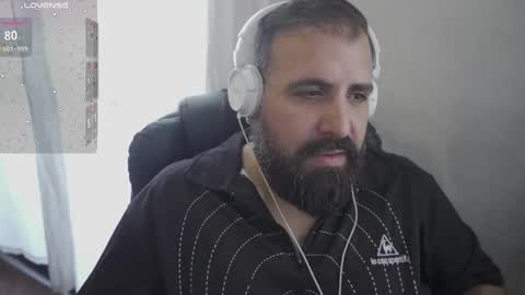 Snapshot of dicristalino chatting on November 1, 9:28 pm Cristian Dipolino online show from November 1, 9:28 pm