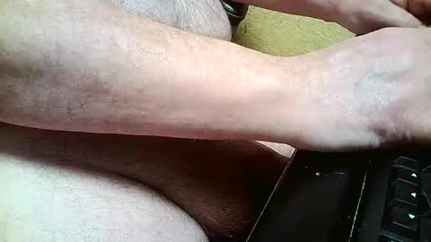 Snapshot of didyoujustseethat chatting on January 24, 7:08 am didyoujustseethat online show from January 24, 7:08 am