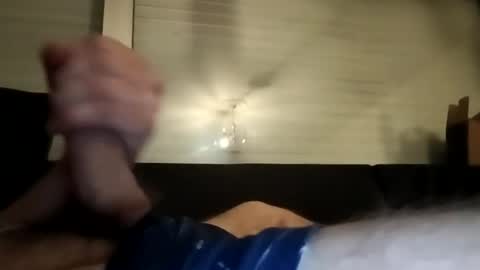 Snapshot of dieanddyl chatting on August 5, 6:11 pm dieanddyl online show from August 5, 6:11 pm