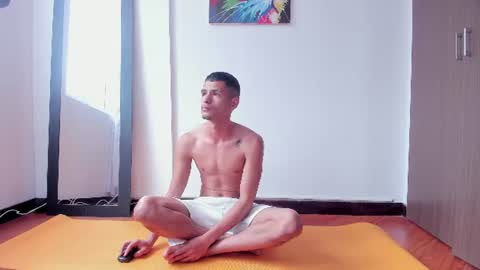 Snapshot of diego_latino chatting on July 2, 7:09 pm Diego lat online show from July 2, 7:09 pm