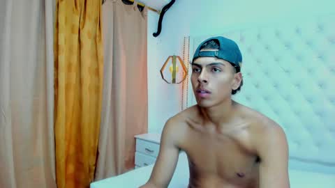Snapshot of diego_stonee chatting on May 28, 7:55 pm Diego online show from May 28, 7:55 pm