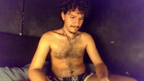 diemond_latinx98 online show from March 30, 4:57 am