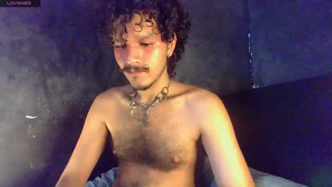 Snapshot of diemond_latinx98 chatting on June 13, 12:25 pm diemond_latinx98 online show from June 13, 12:25 pm