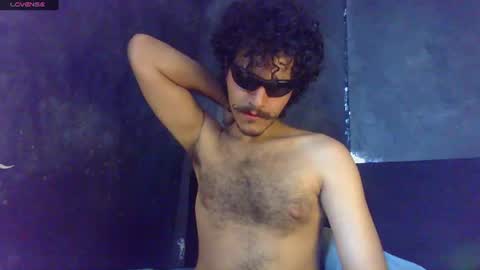 Snapshot of diemond_latinx98 chatting on June 14, 7:05 pm diemond_latinx98 online show from June 14, 7:05 pm