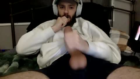 Snapshot of digbicknik chatting on February 28, 8:09 am digbicknik online show from February 28, 8:09 am