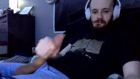 Snapshot of digbicknik chatting on March 1, 7:19 am digbicknik online show from March 1, 7:19 am