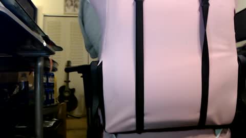 Snapshot of digbird1 chatting on January 13, 4:18 am dbNorth online show from January 13, 4:18 am