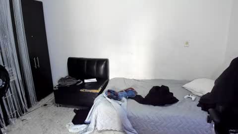 Snapshot of diiego_xxx chatting on June 21, 1:24 pm diiego_xxx online show from June 21, 1:24 pm