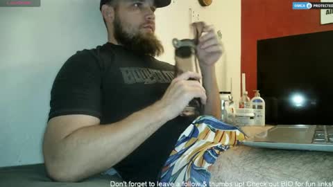 Daddy online show from April 29, 8:04 pm