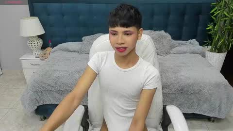  DILAN online show from September 21, 6:09 pm