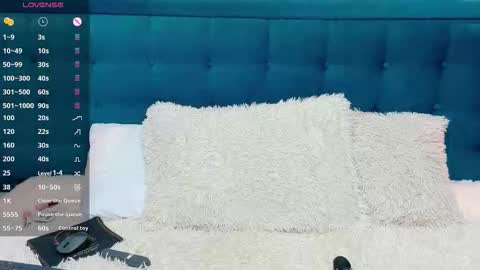  DILAN online show from December 13, 7:40 pm